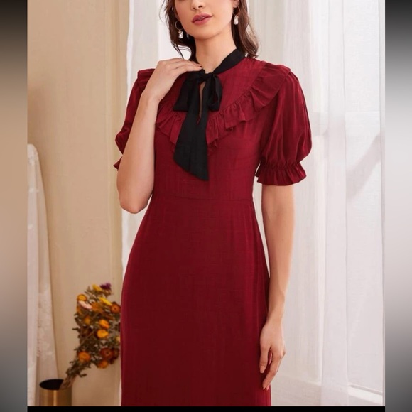 $5 NEW WITHOUT TAGS DRESS. SIZE MED. $5 IF BUNDLED - Picture 4 of 10